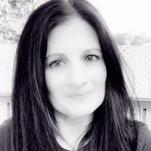 Meet your Posher, Carrie